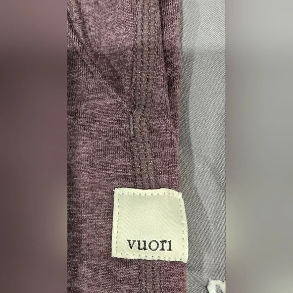 Vuori Womens Performance Joggers In a Burgundy Color Size Large - Picture 4 of 8